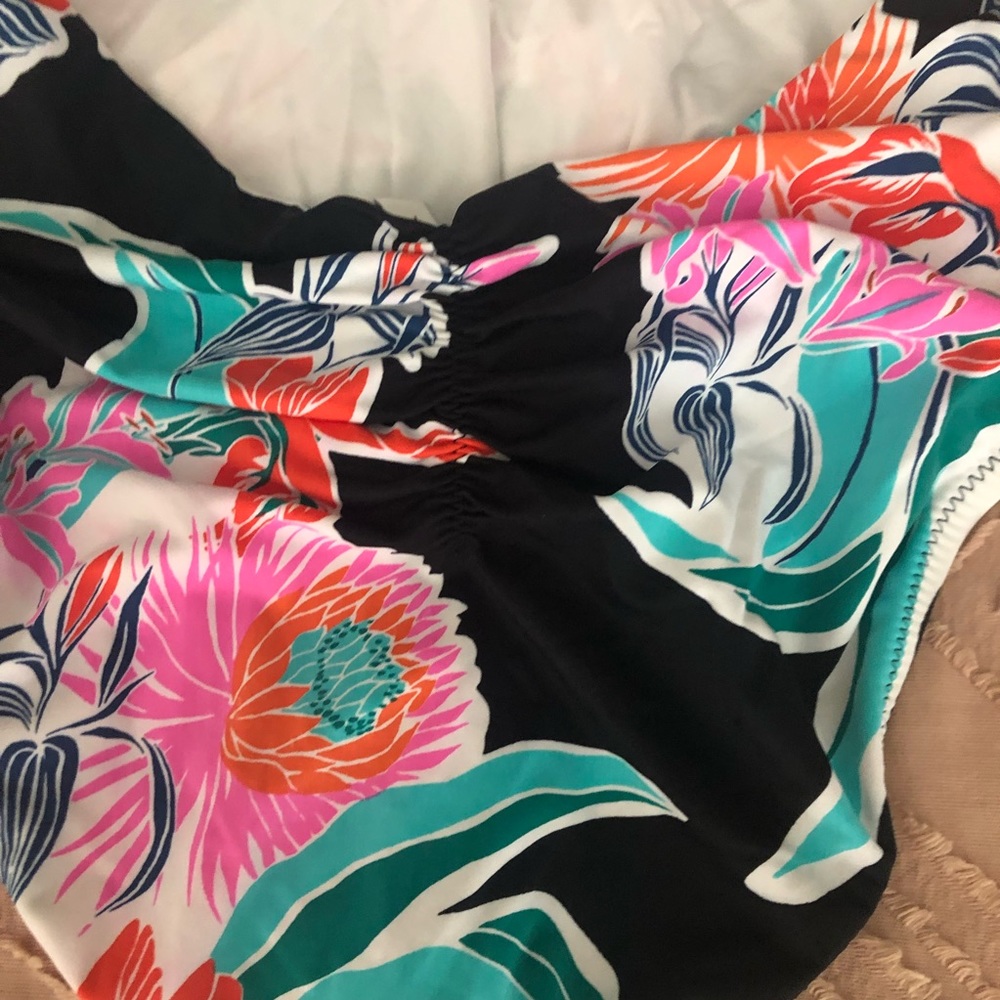 Floral Trina Turk Swimsuit - Picture 8 of 9